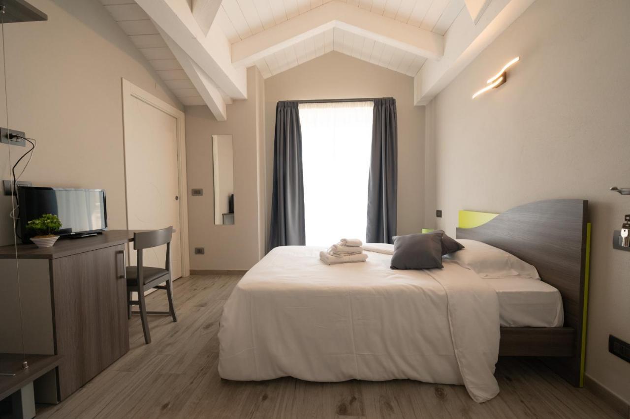 Bed And Breakfast Ma.Gi.A Кунео Екстер'єр фото