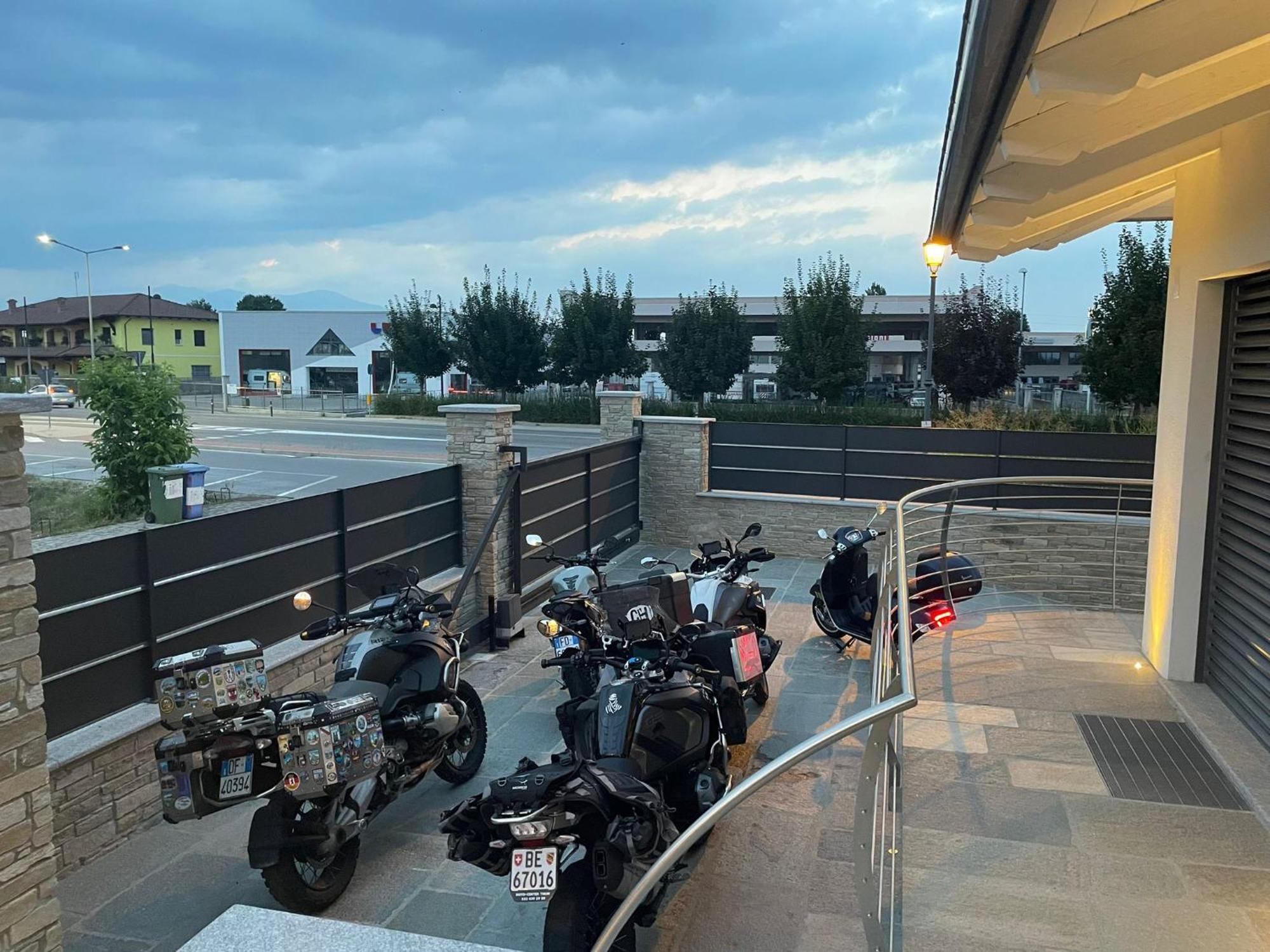 Bed And Breakfast Ma.Gi.A Кунео Номер фото